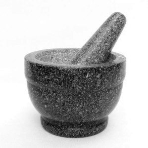 Moździerz kamienny z granitu z tłuczkiem 13,5 x 10cm KH3360