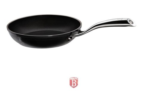 patelnia-28-cm-black-royal-collection.jpg