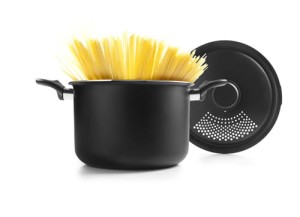 Garnek do makaronu 22 cm Ibili 411522