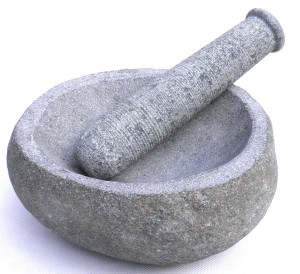 Moździerz kamienny granitowy z tłuczkiem 22x19cm M1