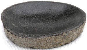 Mydelniczka kamienna kamień rzeczny 16x12,5cm MKR17