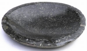 Mydelniczka kamienna kamień rzeczny 17x13,5cm MKR30