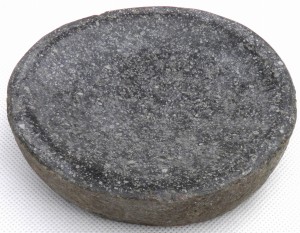Mydelniczka kamienna kamień rzeczny 16x13,5cm MKR25