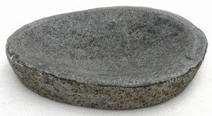 Mydelniczka kamienna kamień rzeczny 17x13,5cm MKR37