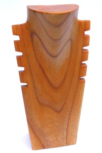 EKSPOZYTOR STOJAK NA BIŻUTERIĘ ŁAŃCUSZKI NASZYJNIKI 30cm 5908229001318 