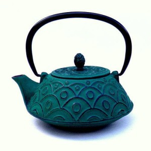 Zaparzacz czajnik żeliwny do herbaty 800ml ciemna zieleń 2313103