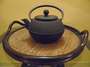 Żeliwny czajnik zaparzacz do herbaty 1,2 L Gipfel MYTH 1182