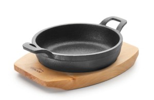 LACOR GORĄCY ŻELIWNY TALERZ PÓŁMISEK 18 cm 770 ml 25873